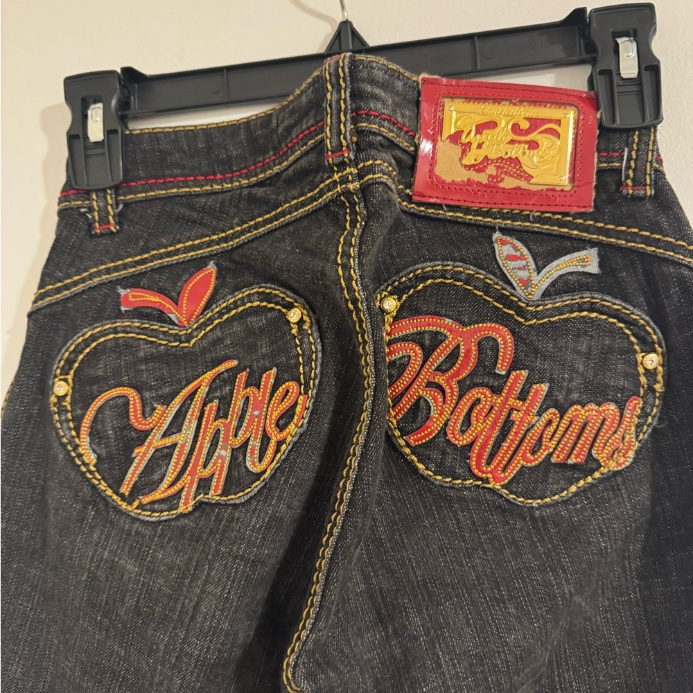 Apple Bottoms Women’s 0 Jeans - Picture 2 of 8